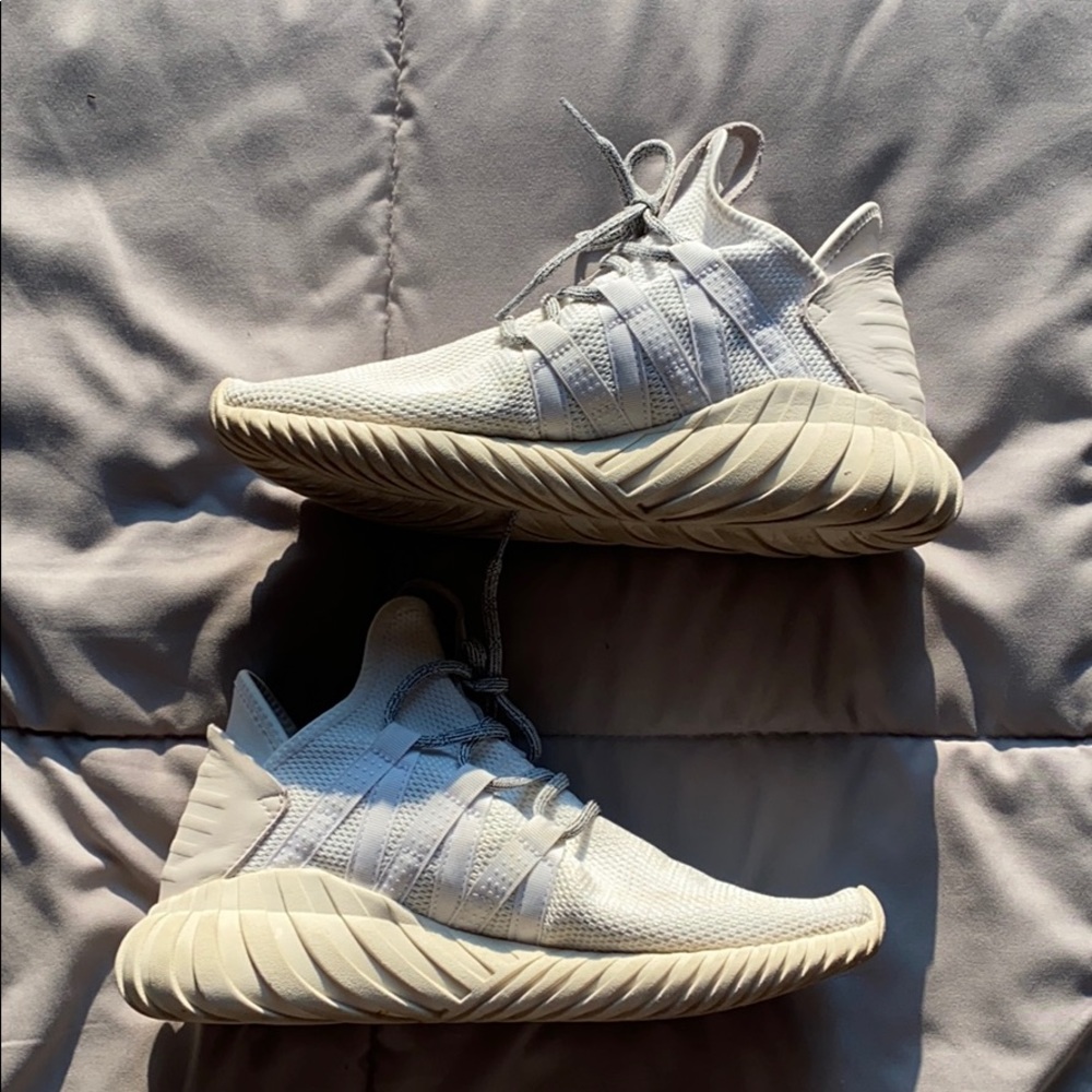 Men’s Adidas sneakers